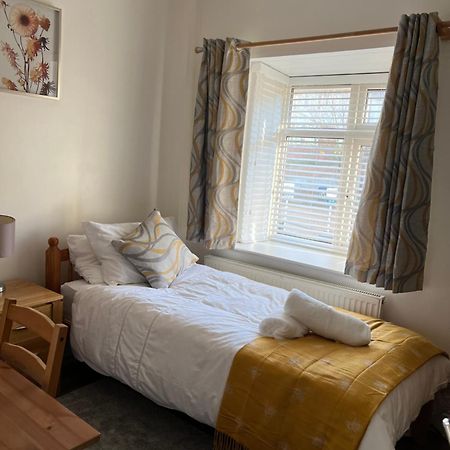 לונדון Comfortable Single Room Wembley Park/Stadium מראה חיצוני תמונה